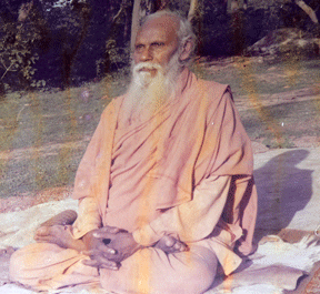 Swami Satyananda Giri